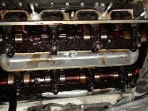 Фото приработки двигателя со старым маслом, oil-club.ru