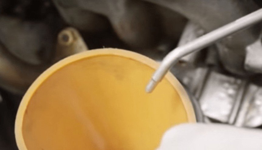Заливка турбинного масла в компрессор