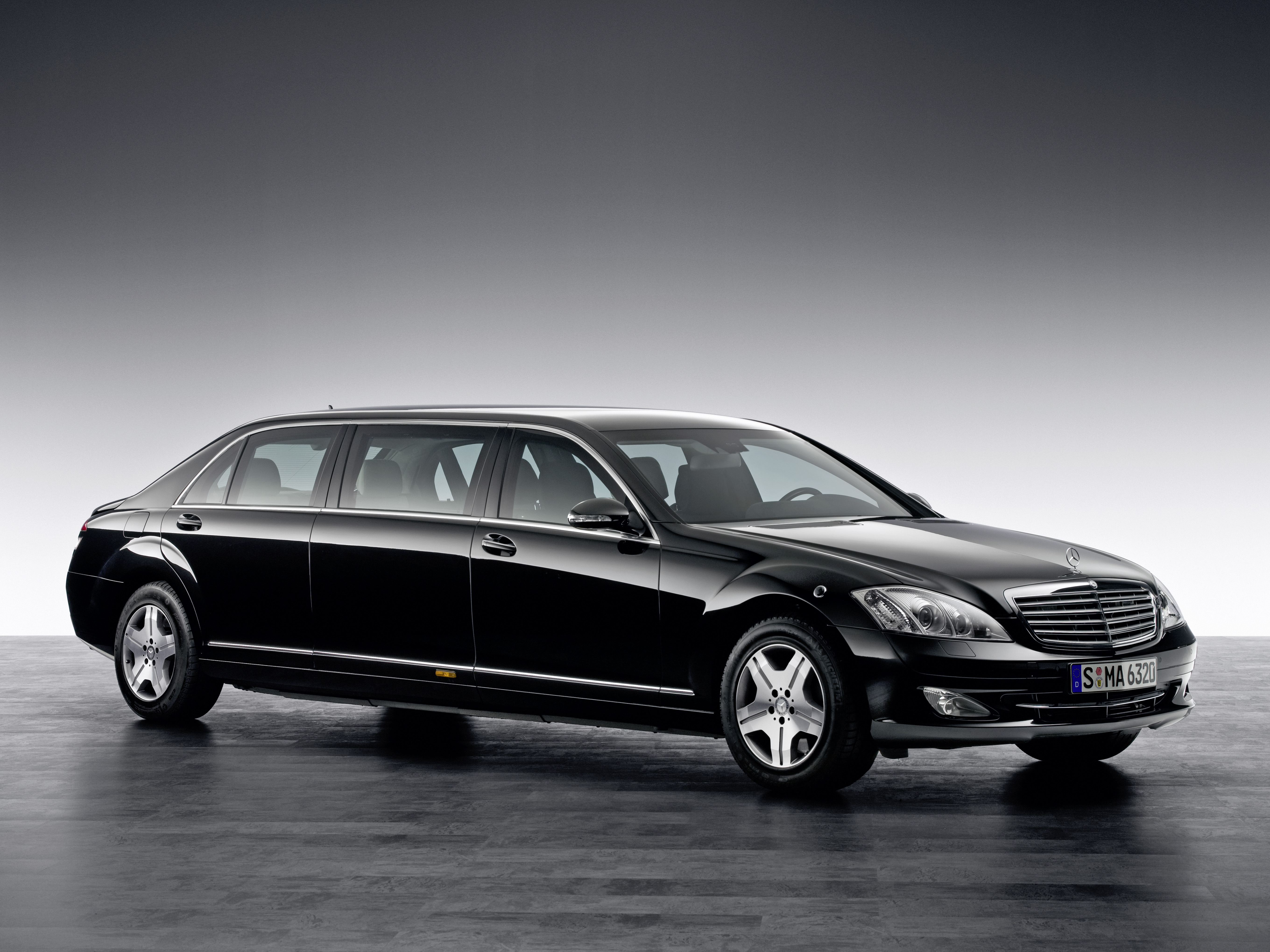 Мерседес s600. Mercedes s600 Pullman Guard. Mercedes Benz s600. Mercedes Benz s600l. Mercedes Pullman s600.